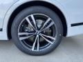 2022 BMW X7 xDrive40i Wheel and Tire Photo
