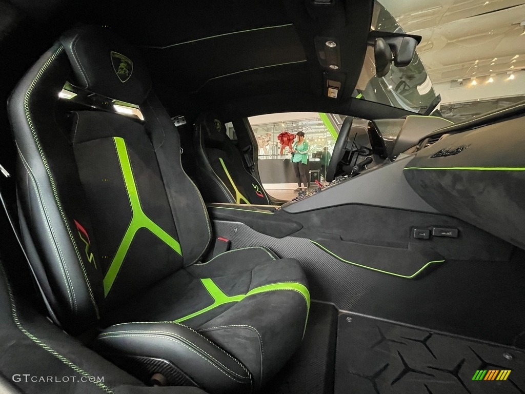 2020 Lamborghini Aventador SVJ LP770-4 Coupe Front Seat Photos