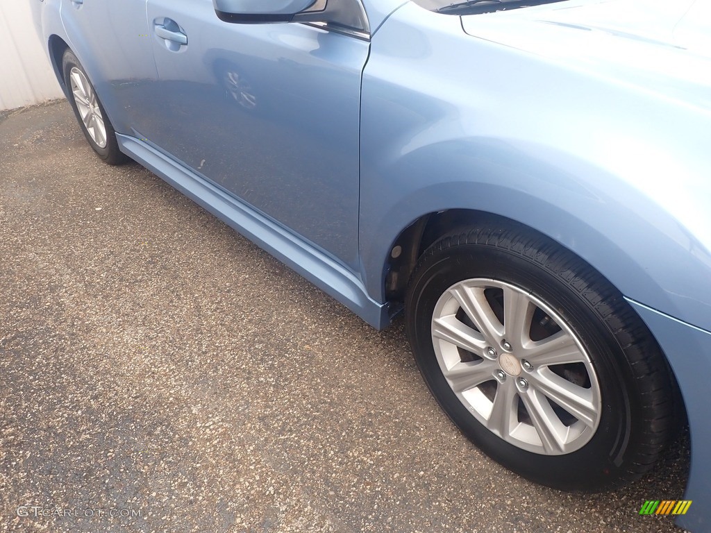2011 Legacy 2.5i Premium - Sky Blue Metallic / Off-Black photo #4