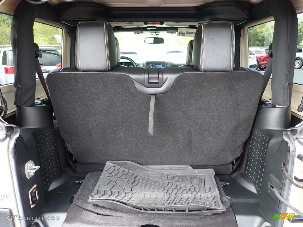 2017 Wrangler Sport 4x4 - Gobi / Black photo #11