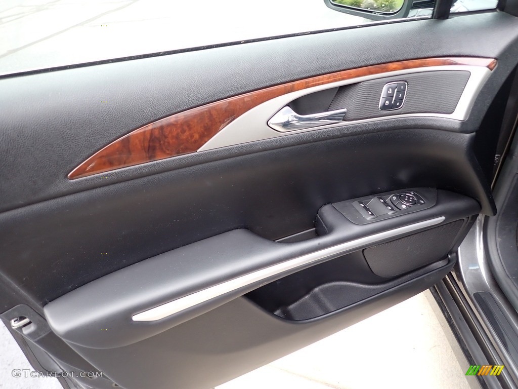 2016 Lincoln MKZ 2.0 AWD Ebony Door Panel Photo #142764429