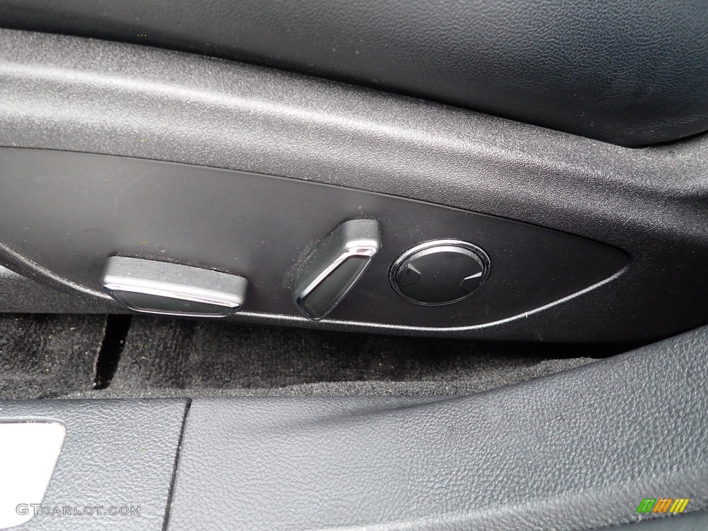 2016 Lincoln MKZ 2.0 AWD Front Seat Photo #142764456