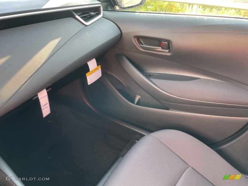 2022 Corolla LE Hybrid - Blueprint / Black photo #12