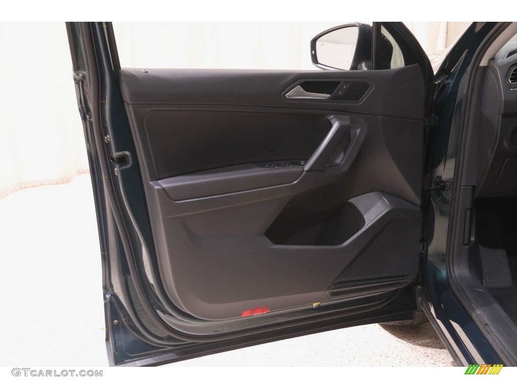 2019 Tiguan SE 4MOTION - Dark Moss Green Metallic / Titan Black photo #4
