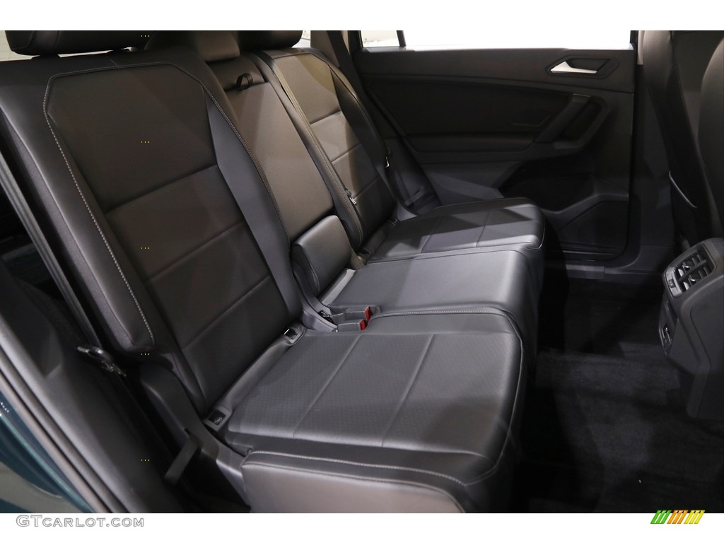 2019 Tiguan SE 4MOTION - Dark Moss Green Metallic / Titan Black photo #14