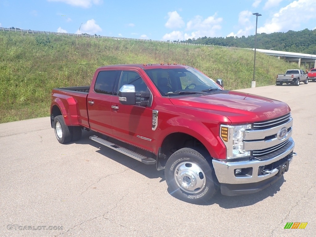 2018 F350 Super Duty Lariat Crew Cab 4x4 - Race Red / Black photo #5