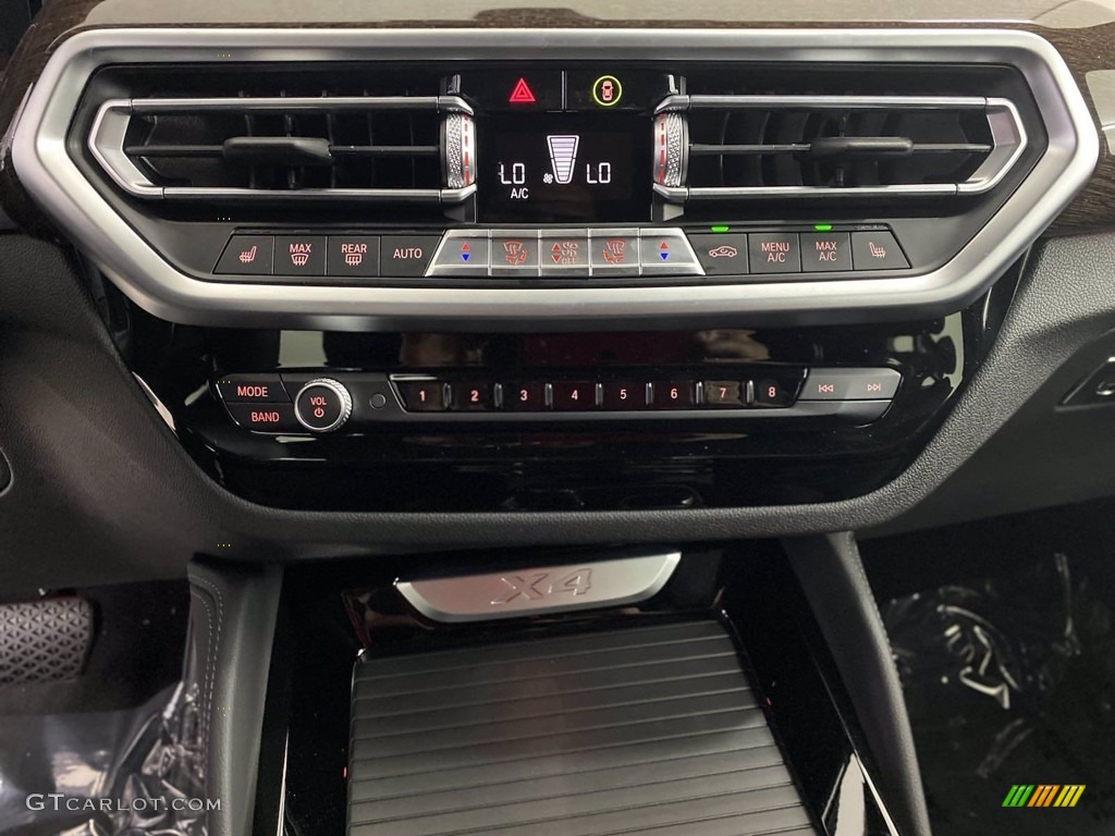 2022 BMW X4 xDrive30i Controls Photo #142766952