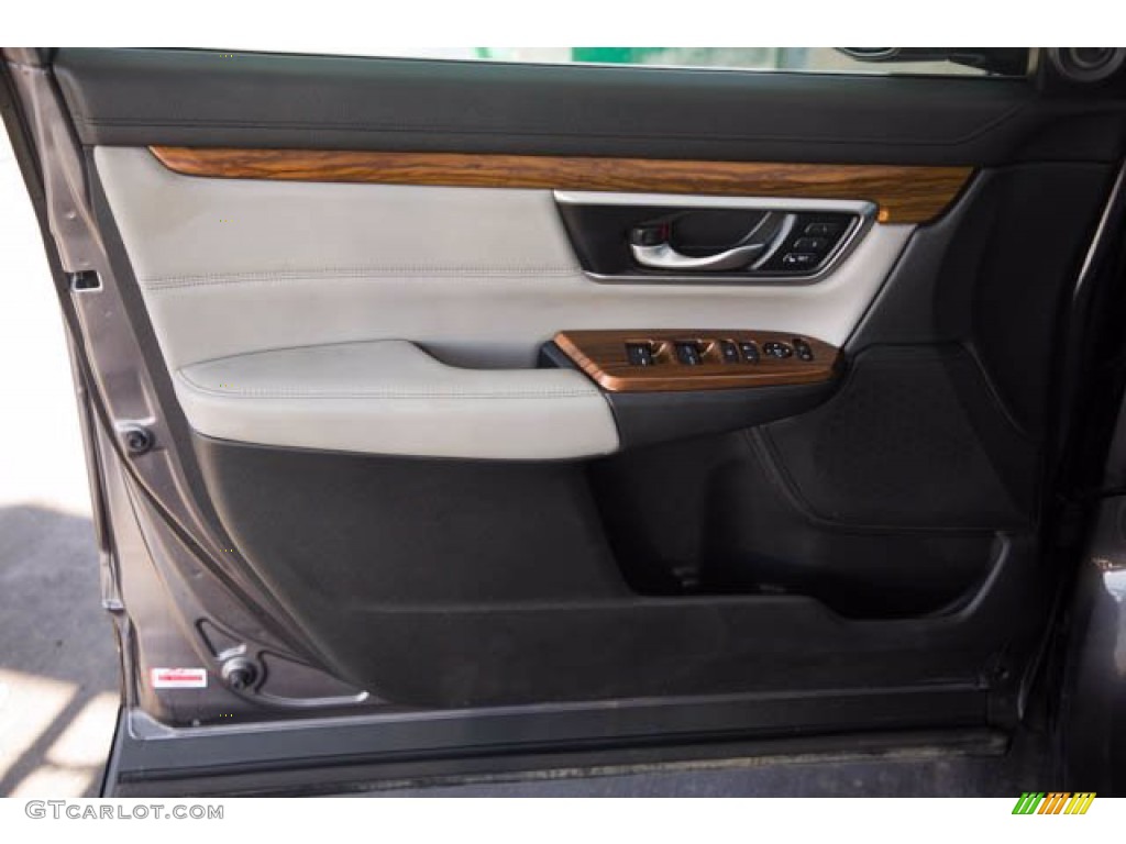 2019 CR-V Touring - Modern Steel Metallic / Gray photo #29