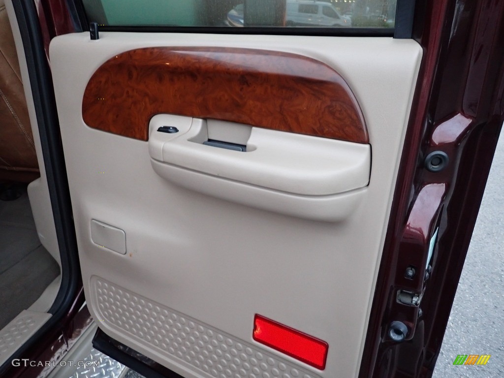 2004 F350 Super Duty King Ranch Crew Cab 4x4 - Chestnut Brown Metallic / Castano Brown Leather photo #16