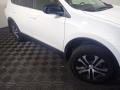 Super White - RAV4 LE Photo No. 4