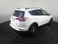 Super White - RAV4 LE Photo No. 17