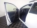 Super White - RAV4 LE Photo No. 20