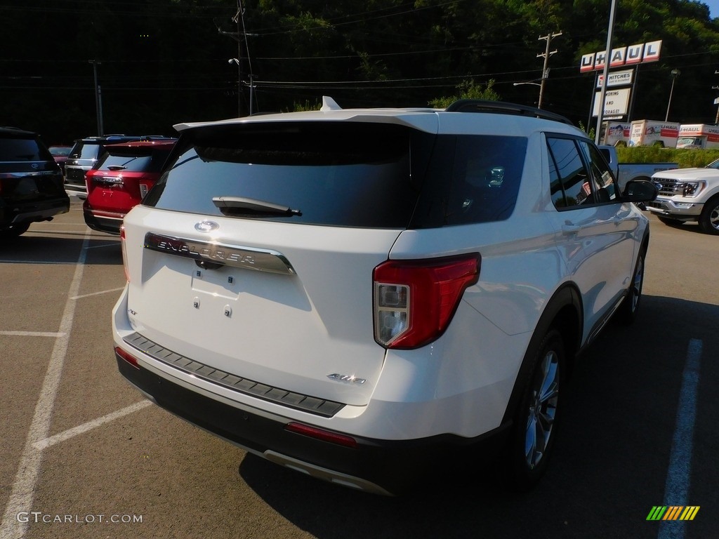 2021 Explorer XLT 4WD - Star White Metallic Tri-Coat / Sandstone photo #2