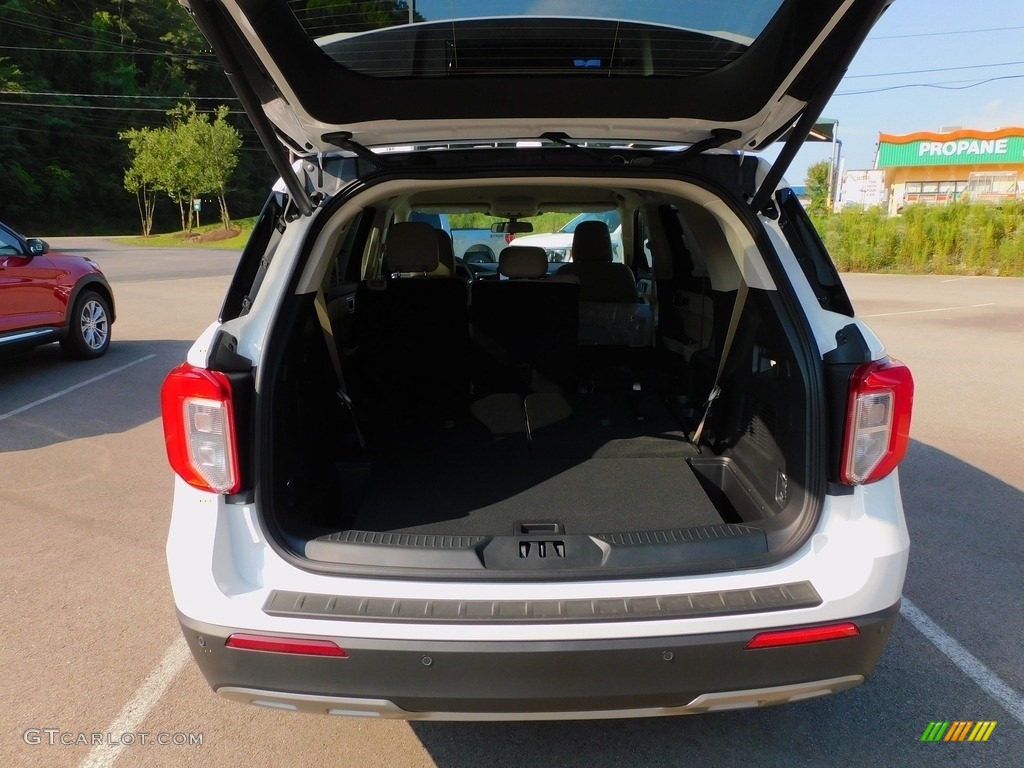 2021 Explorer XLT 4WD - Star White Metallic Tri-Coat / Sandstone photo #4