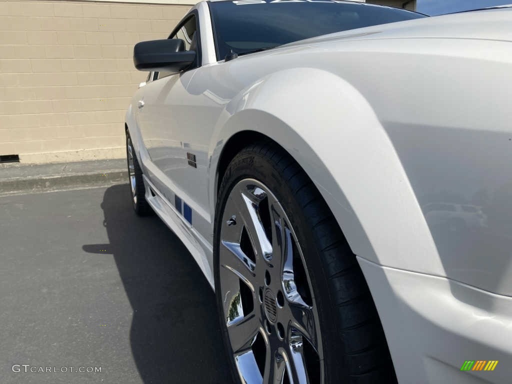 2007 Mustang Saleen S281 Supercharged Coupe - Performance White / Dark Charcoal photo #9