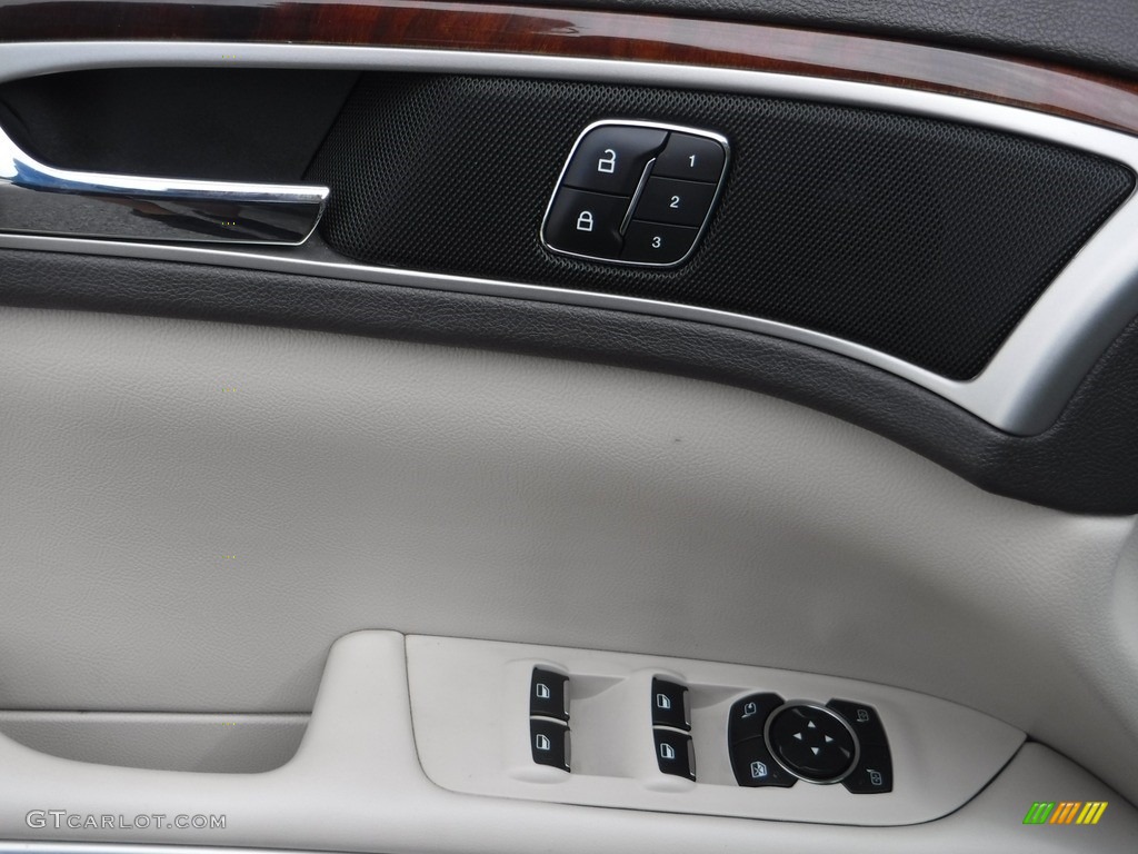 2016 Lincoln MKZ 2.0 Controls Photo #142784512