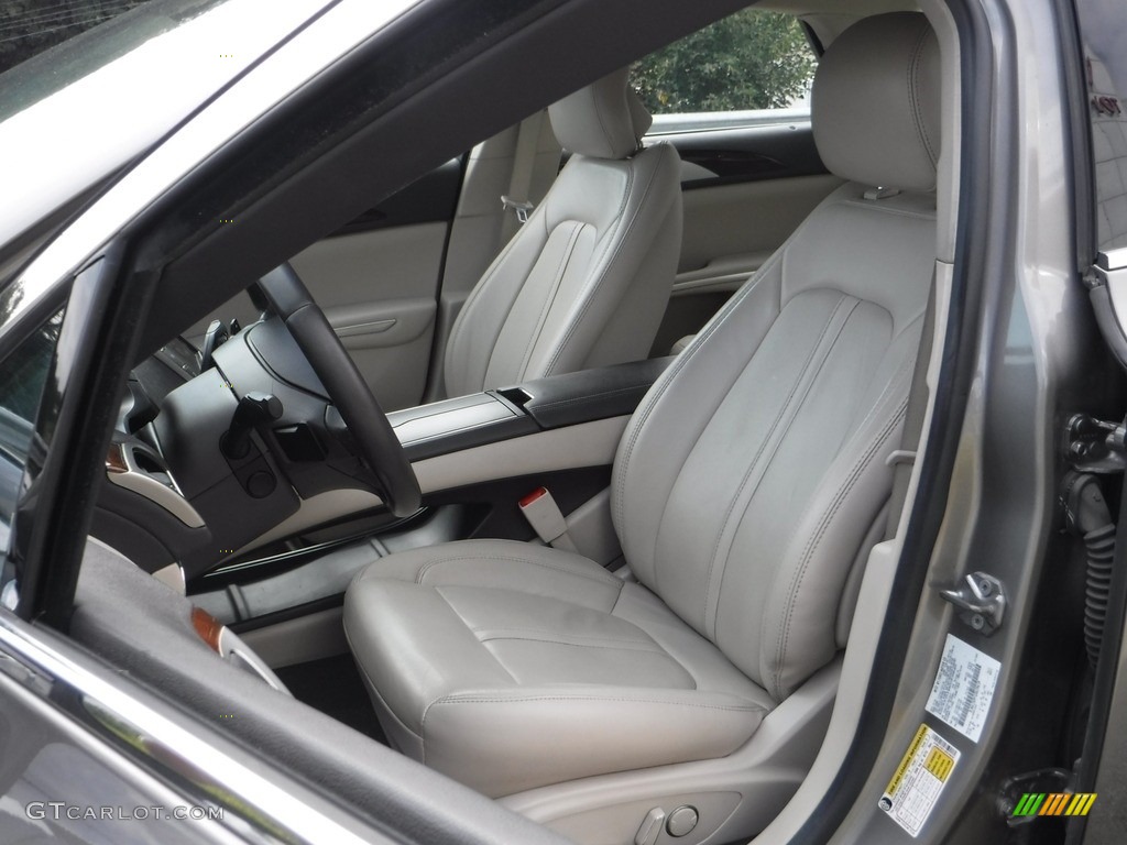 2016 Lincoln MKZ 2.0 Front Seat Photos