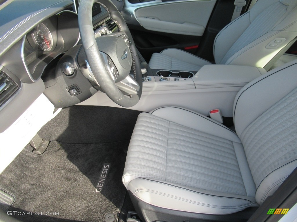 Black/Gray Interior 2021 Genesis G70 2.0T Photo #142784929