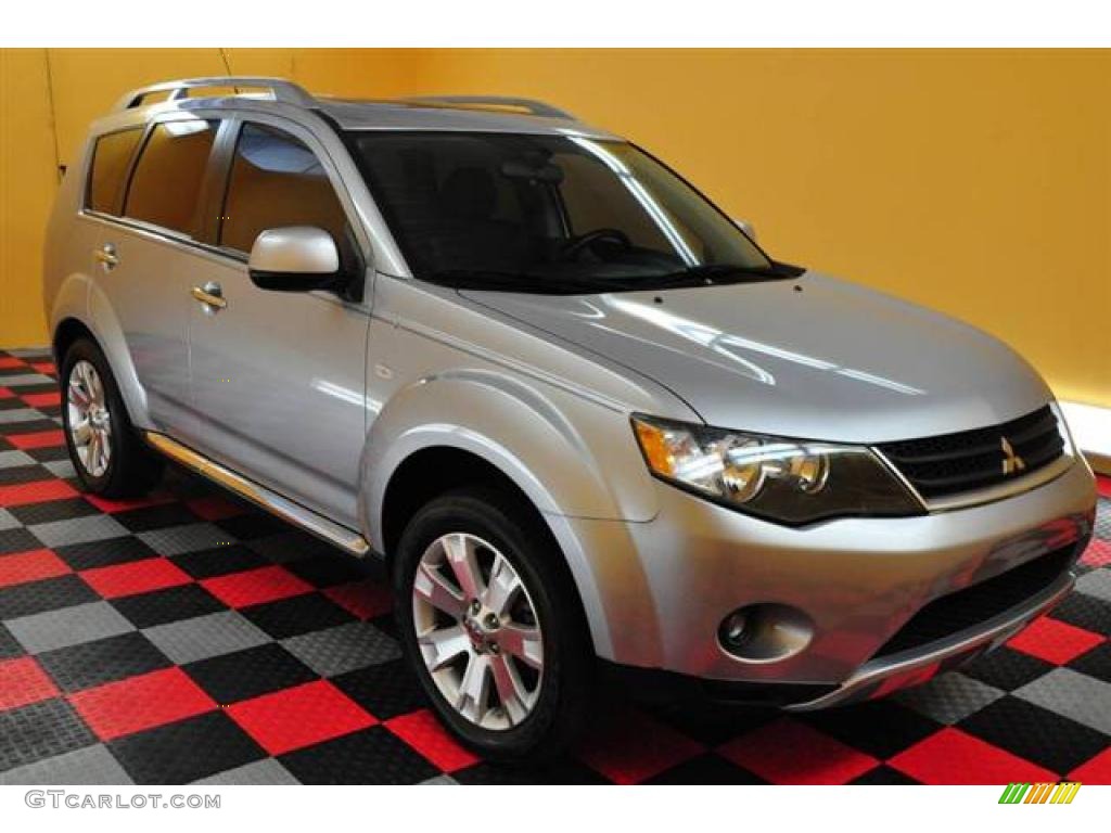 2008 Cool Silver Metallic Mitsubishi Outlander SE 14162666 Photo 18 2008-cool-silver-metallic-mitsubishi-outlander-se-14162666-photo-18