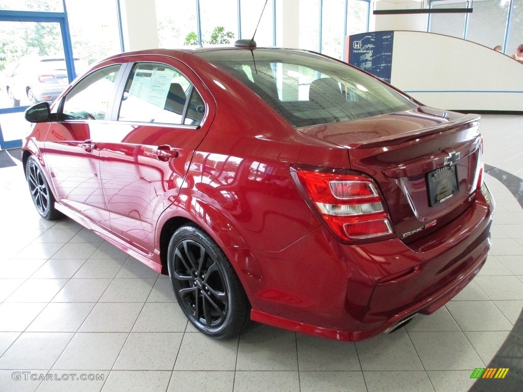 2018 Sonic Premier Sedan - Cajun Red Tintcoat / Jet Black photo #11