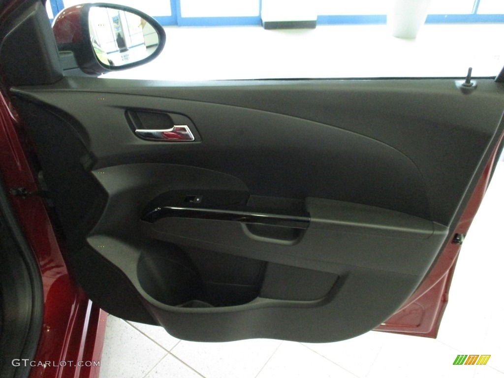 2018 Chevrolet Sonic Premier Sedan Jet Black Door Panel Photo #142788418