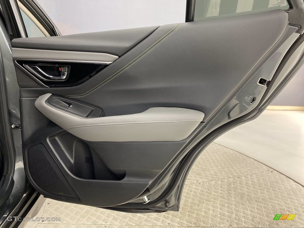 2020 Subaru Outback Onyx Edition XT Gray StarTex Door Panel Photo #142789916