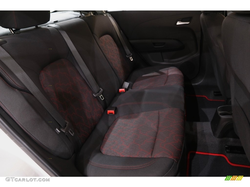 2020 Sonic LT Sedan - Silver Ice Metallic / Jet Black photo #14