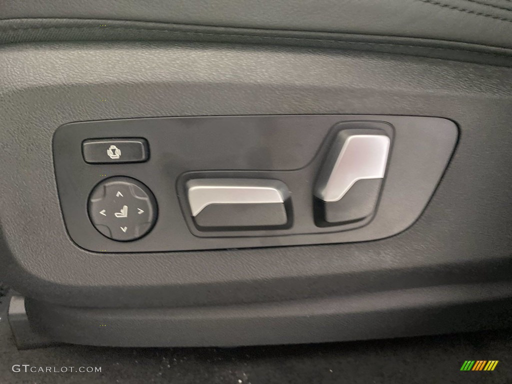 2022 BMW X5 xDrive45e Controls Photo #142794201