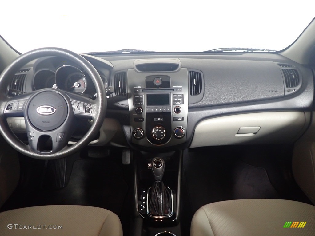 2013 Forte 5-Door EX - Bright Silver / Stone photo #23