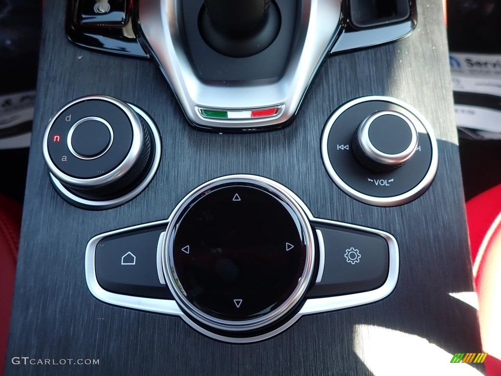 2021 Alfa Romeo Stelvio Sprint AWD Controls Photo #142799430