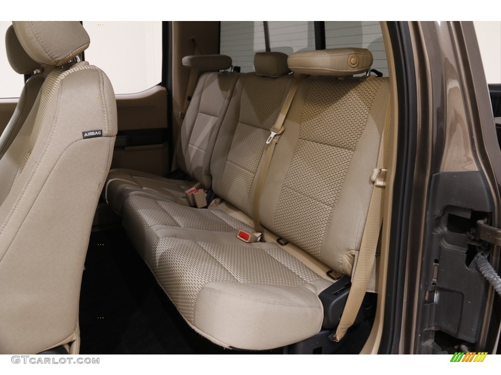 2016 F150 XLT SuperCab 4x4 - Caribou / Medium Light Camel photo #17