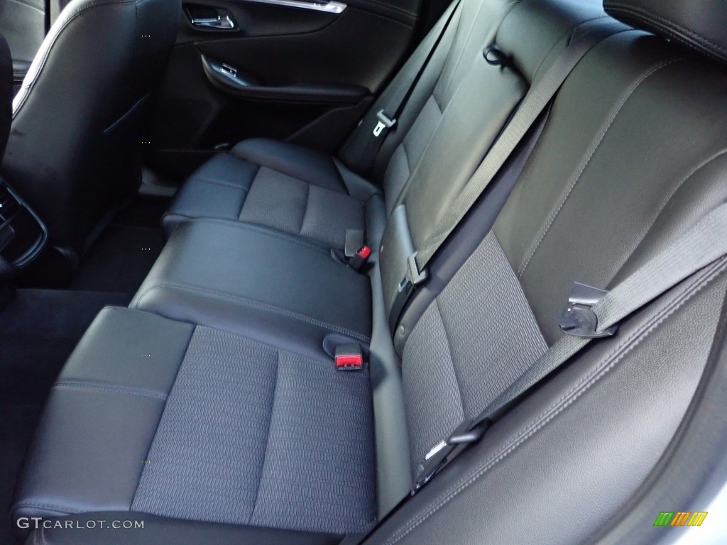 2018 Impala LT - Silver Ice Metallic / Jet Black photo #18