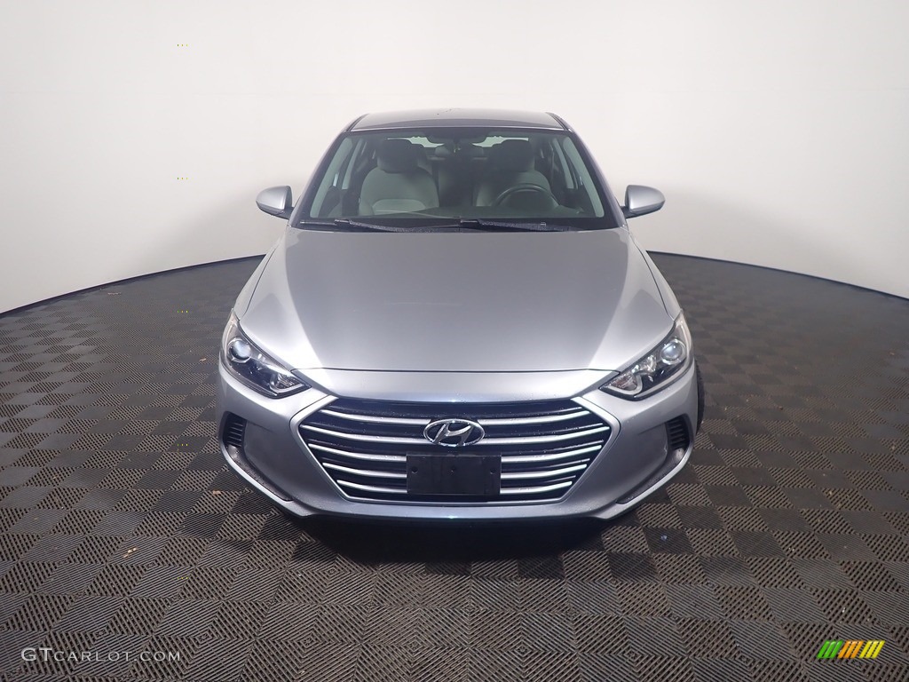 2017 Elantra SE - Gray / Gray photo #5