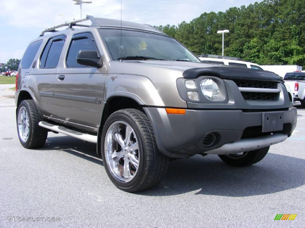 2004 Xterra XE - Granite Metallic / Gray photo #4