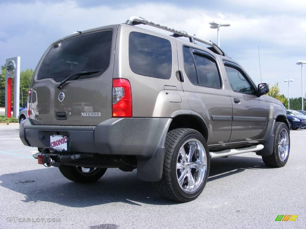 2004 Xterra XE - Granite Metallic / Gray photo #6