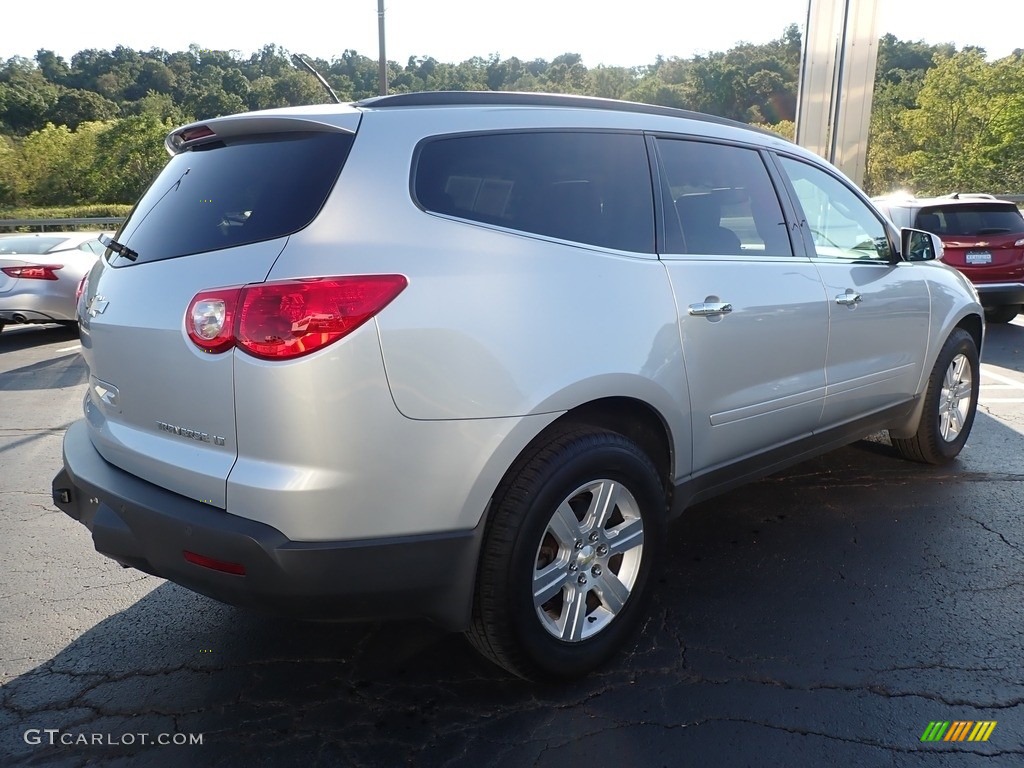 2011 Traverse LT AWD - Silver Ice Metallic / Ebony/Ebony photo #9