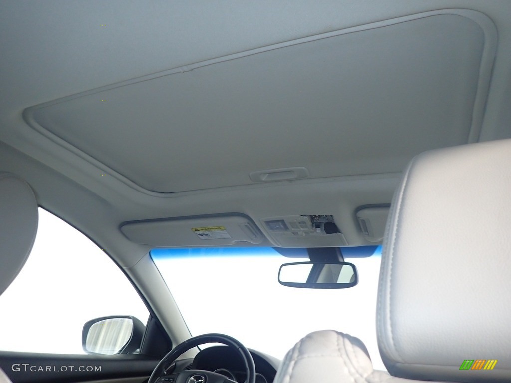 2010 CX-9 Grand Touring AWD - Crystal White Pearl Mica / Sand photo #2