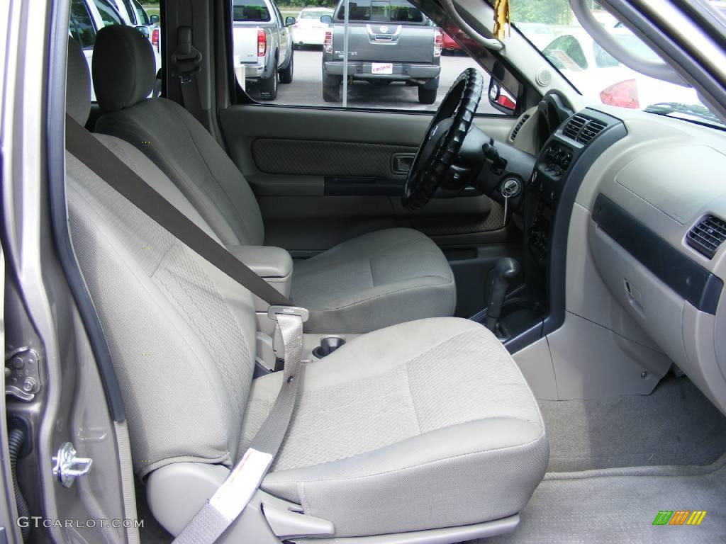 2004 Xterra XE - Granite Metallic / Gray photo #21