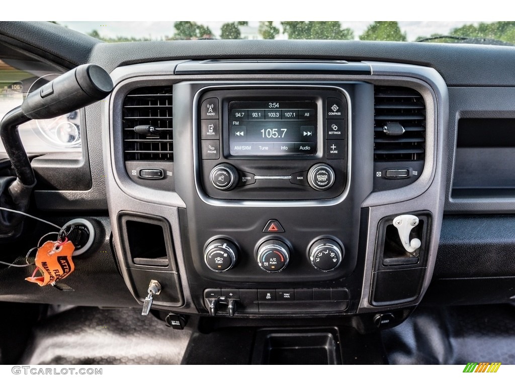 2014 Ram 2500 Tradesman Regular Cab 4x4 Controls Photo #142806402