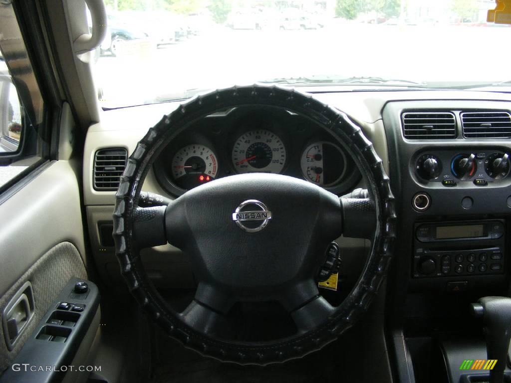 2004 Xterra XE - Granite Metallic / Gray photo #25