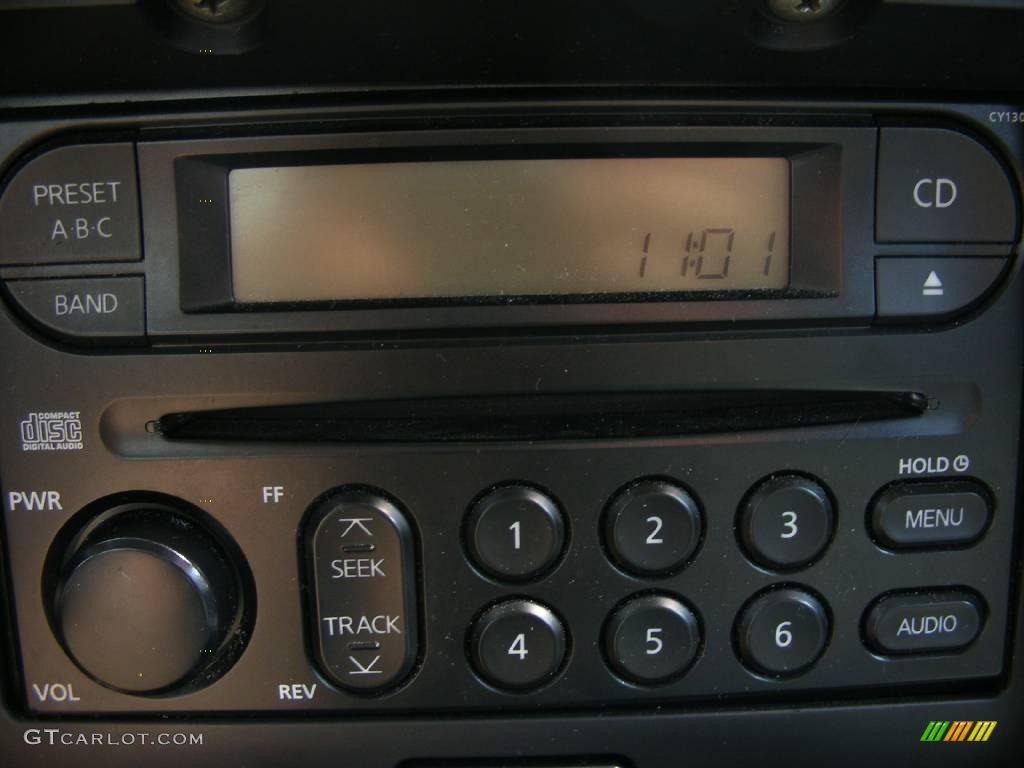 2004 Xterra XE - Granite Metallic / Gray photo #27