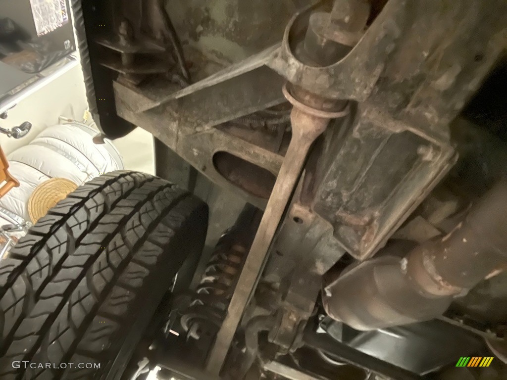 1994 Land Rover Defender 90 Soft Top Undercarriage Photo #142807260