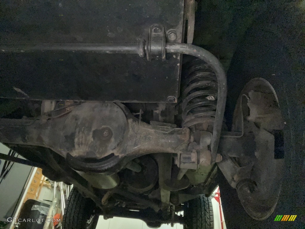 1994 Land Rover Defender 90 Soft Top Undercarriage Photos