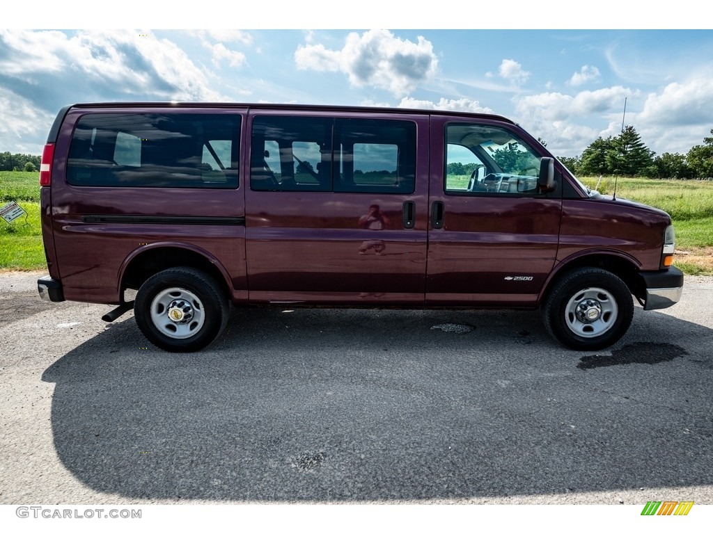 Berry Red Metallic 2003 Chevrolet Express 2500 Passenger Van Exterior Photo #142807923