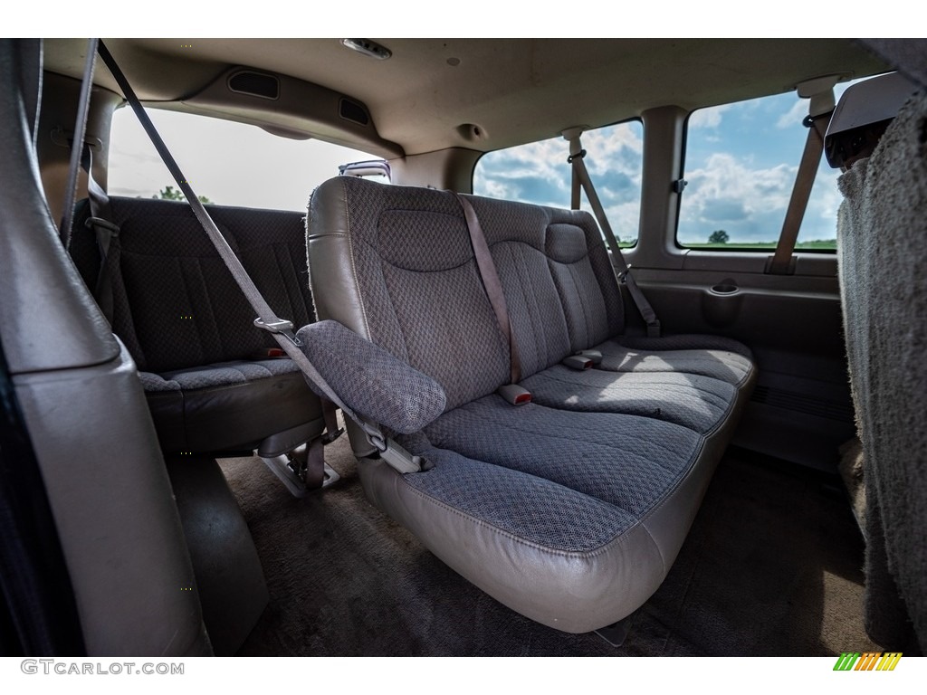 2003 Chevrolet Express 2500 Passenger Van Rear Seat Photo #142808169