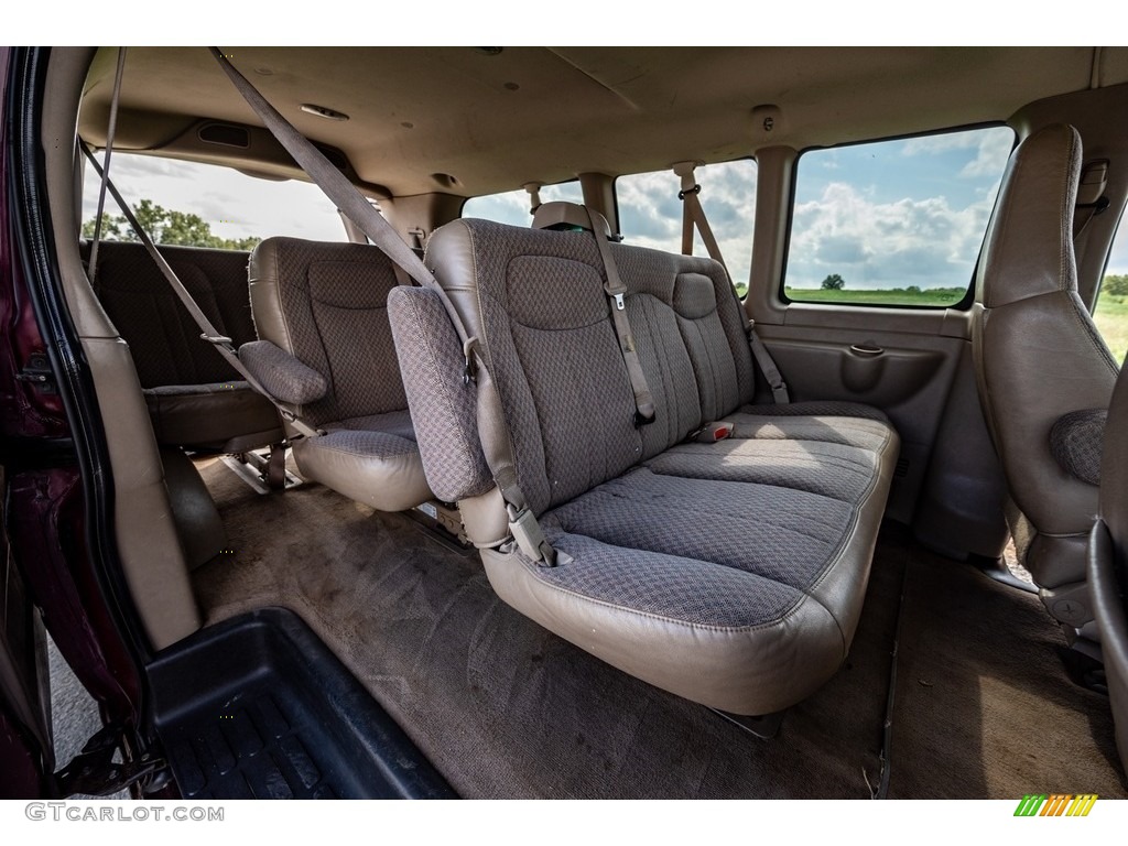 2003 Chevrolet Express 2500 Passenger Van Rear Seat Photo #142808181