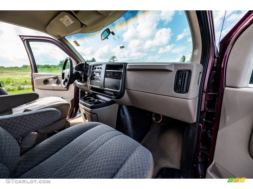 2003 Chevrolet Express 2500 Passenger Van Dashboard Photos