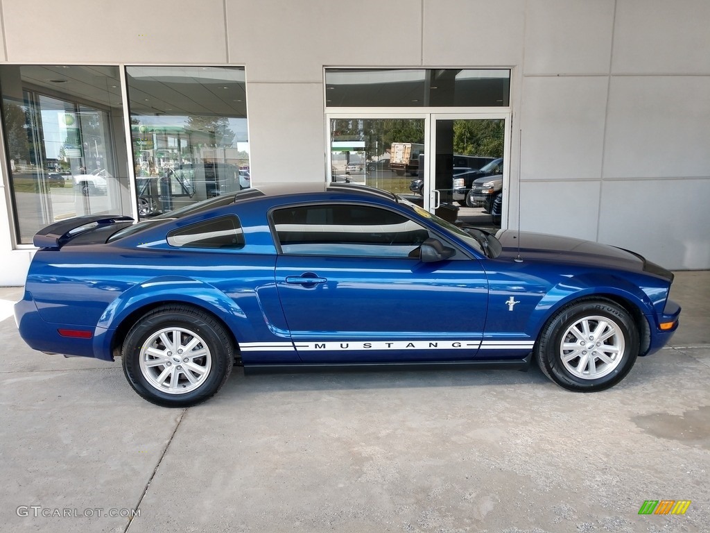 2005 Mustang V6 Premium Coupe - Sonic Blue Metallic / Medium Parchment photo #3