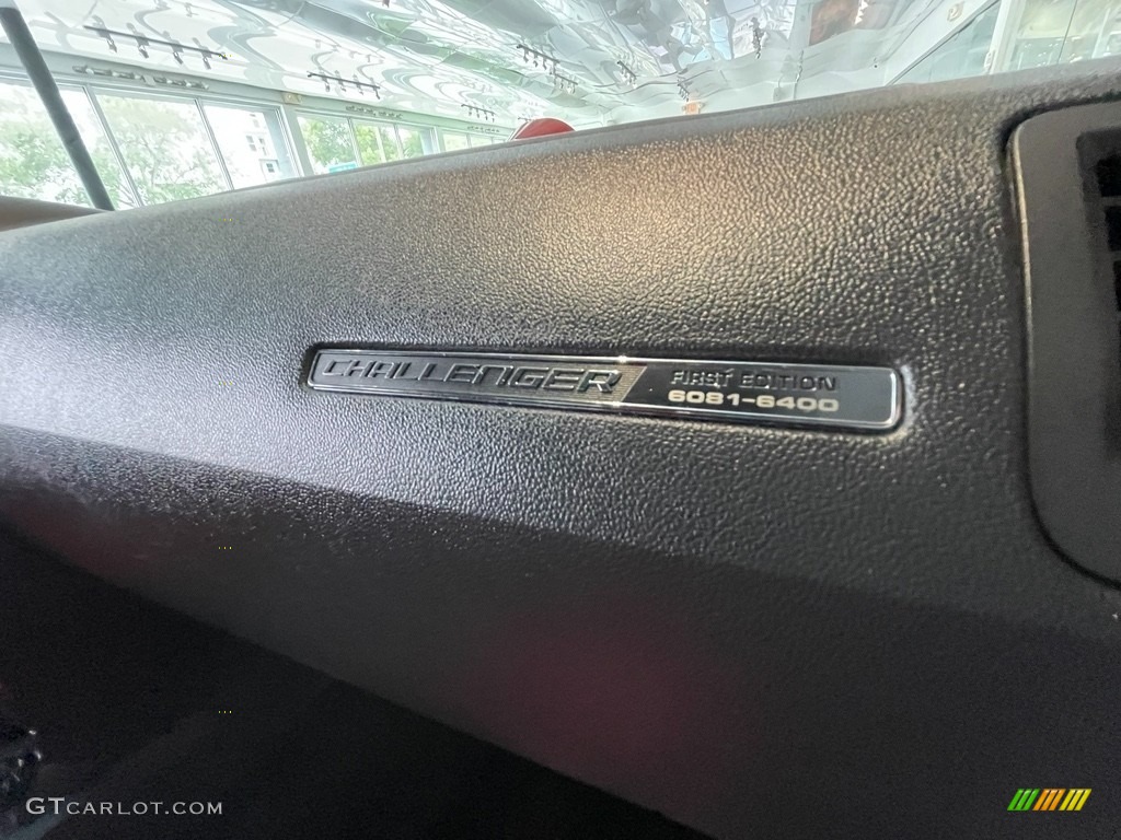 2008 Challenger SRT8 - Bright Silver Metallic / Dark Slate Gray photo #17