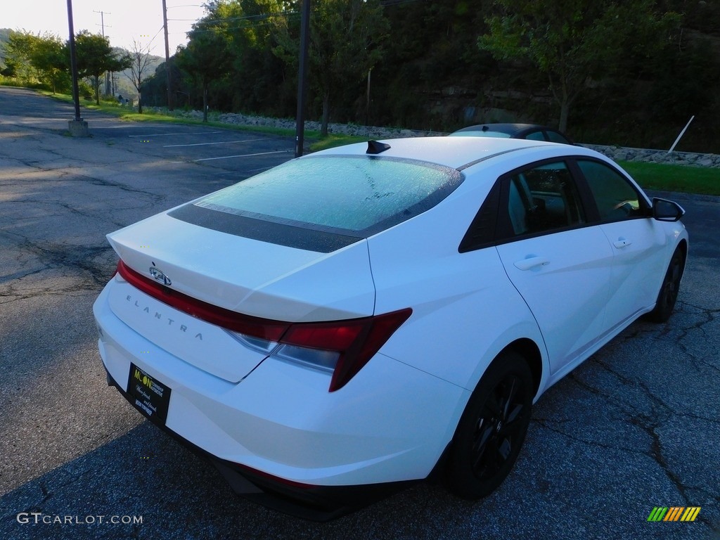2022 Elantra SEL - Quartz White / Black photo #2